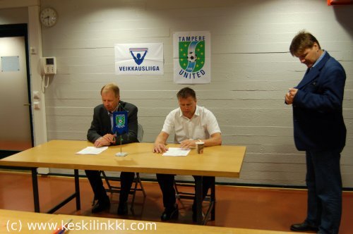 Lehdist&ouml;tilaisuus